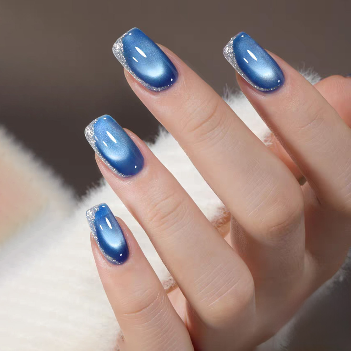 1 stuk SHAKA Saffierglas Kraal - Nail Art Ice Blue recensie en prijs