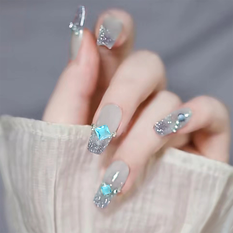30 Stuks Kort Ijs Transparant  - Nail Art Ice Blue recensie en prijs